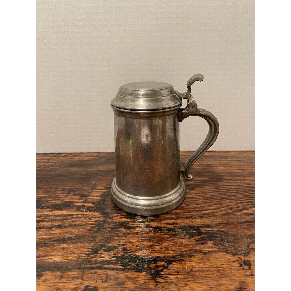 International PEWTER CO VTG 6" Tall Lidded Stein Beer Casted Handle Tavern Bar